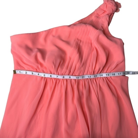 NWT David’s Bridal One Chiffon Shoulder Bridesmaid Dress With Petal. Siz… - Picture 6 of 7